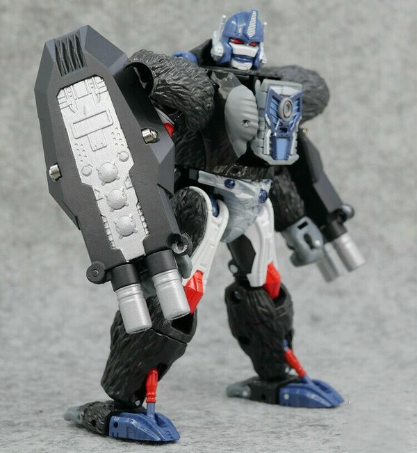 Kingdom Optimus Primal Skateboard And Weapons Upgrade Kit  (4 of 9)